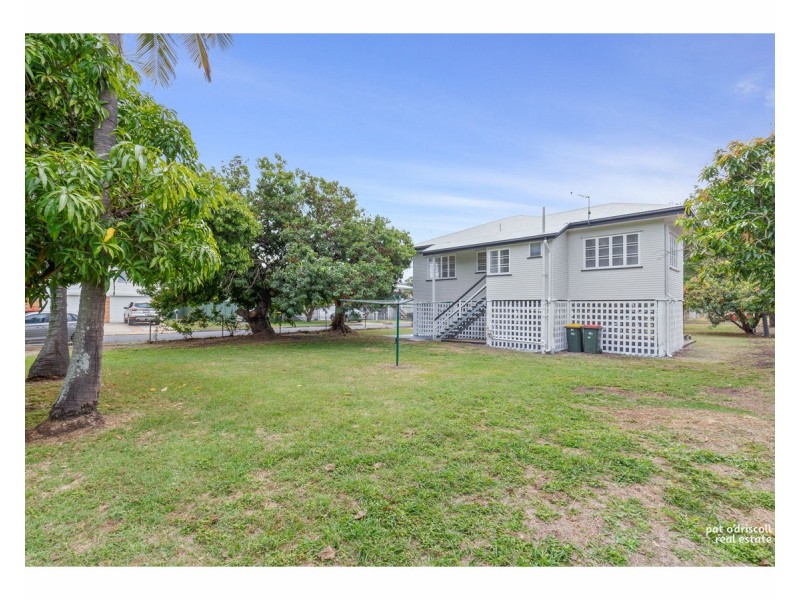 10 Edward Street, Berserker QLD 4701