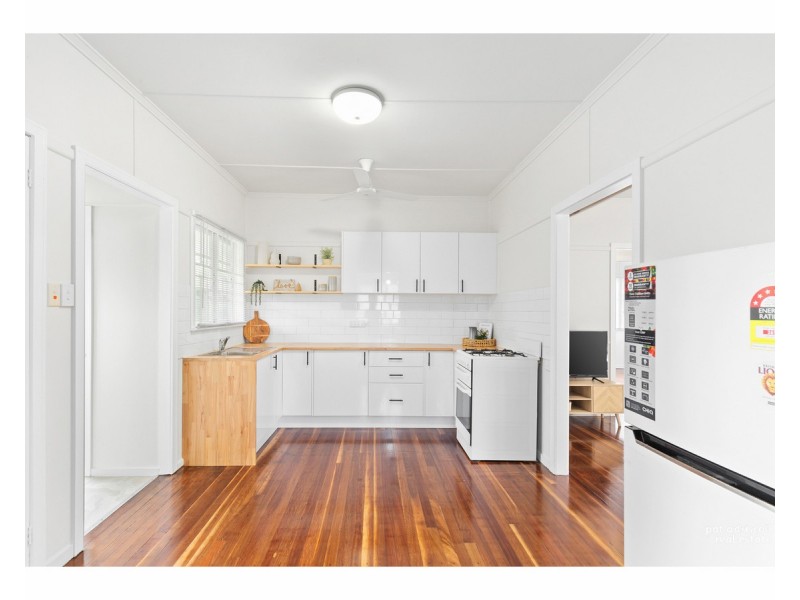 10 Edward Street, Berserker QLD 4701