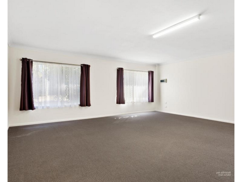 7 Stenlake Avenue, Kawana QLD 4701