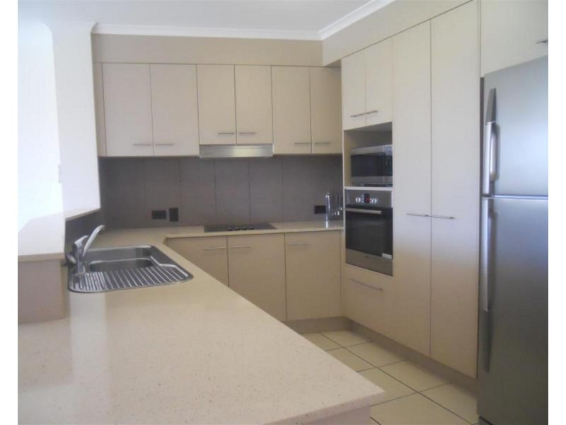 203/6-8 Victoria Parade, Rockhampton City QLD 4700