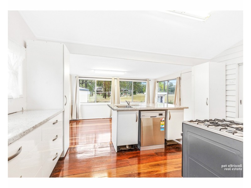 84 Nerimbera School Road, Nerimbera QLD 4701