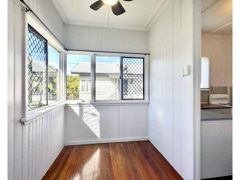 110 Clifton Street, Berserker QLD 4701