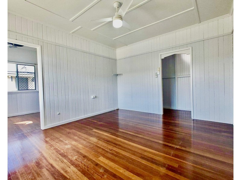 110 Clifton Street, Berserker QLD 4701