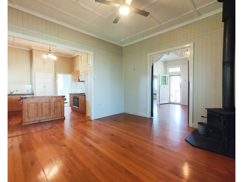 127 Rundle Street, Wandal QLD 4700