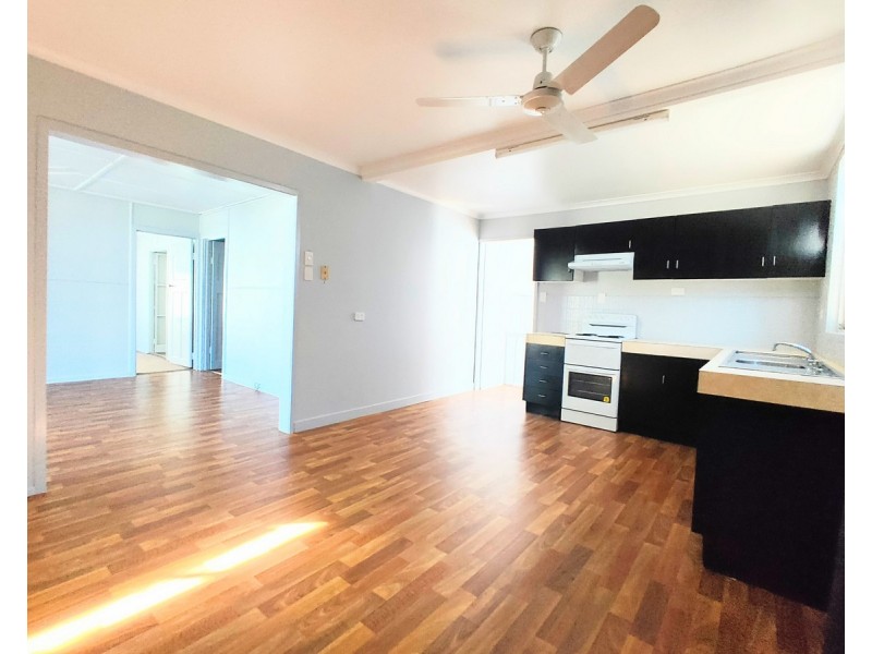 6 Short Street, Allenstown QLD 4700