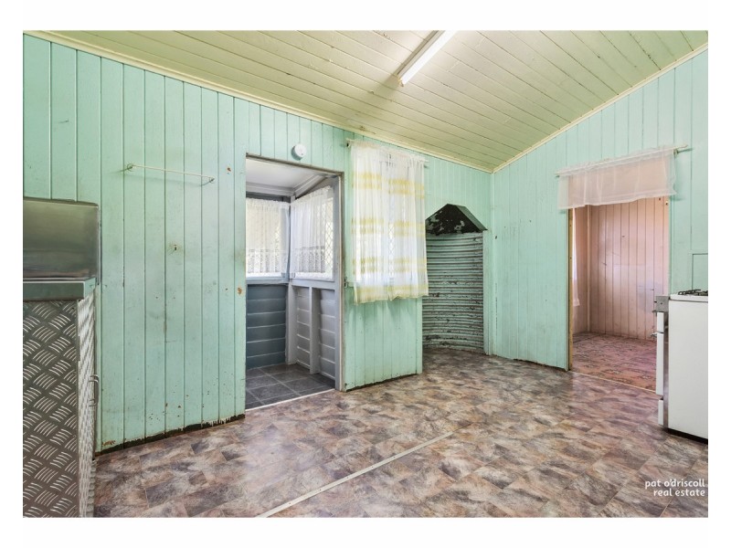 35 Church Street, Allenstown QLD 4700