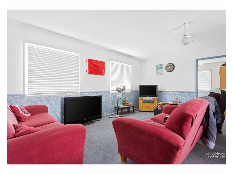 125 Menzies Street, Park Avenue QLD 4701