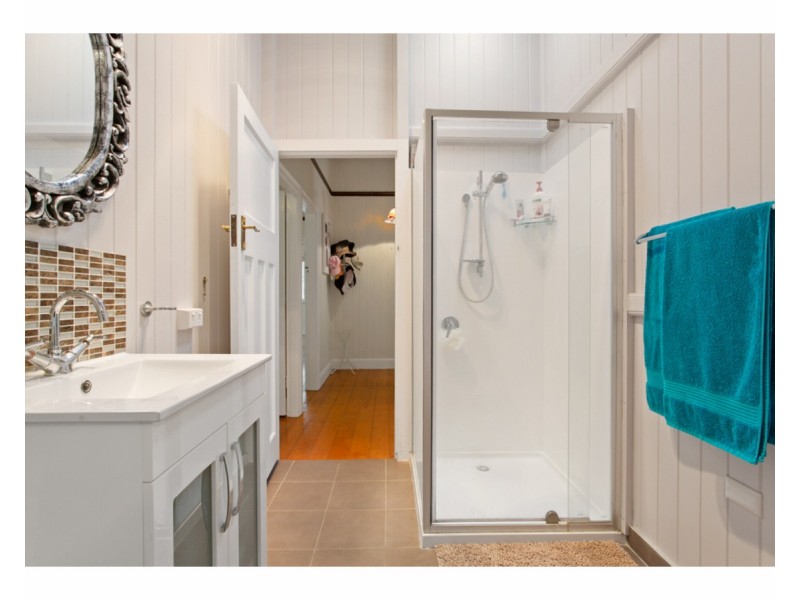 24 Flynn Street, Wandal QLD 4700