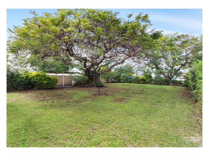 25 Bank Street, Park Avenue QLD 4701