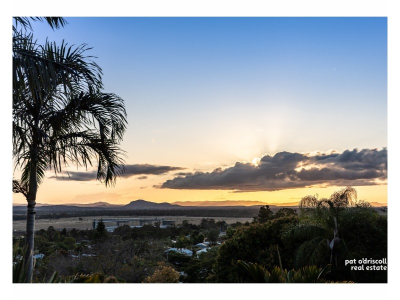 16 Agnes Street, The Range QLD 4700