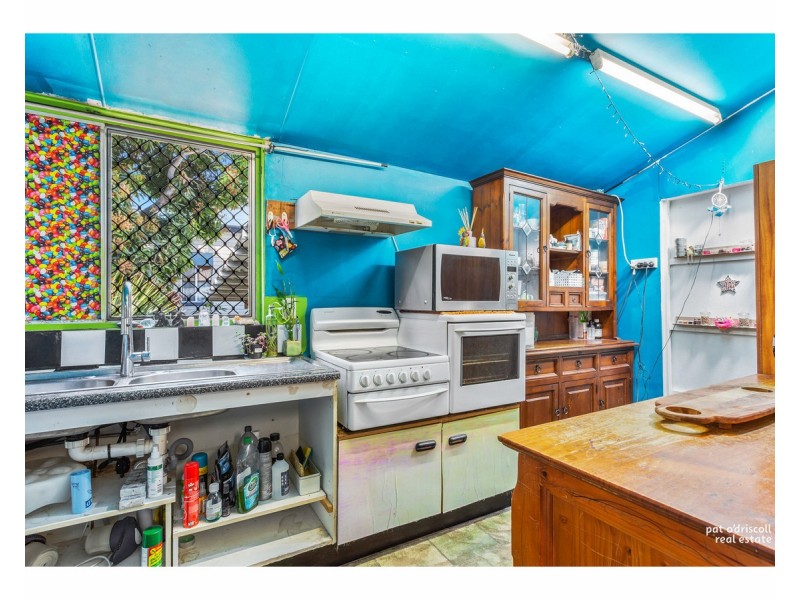 135 Lakes Creek Road, Berserker QLD 4701