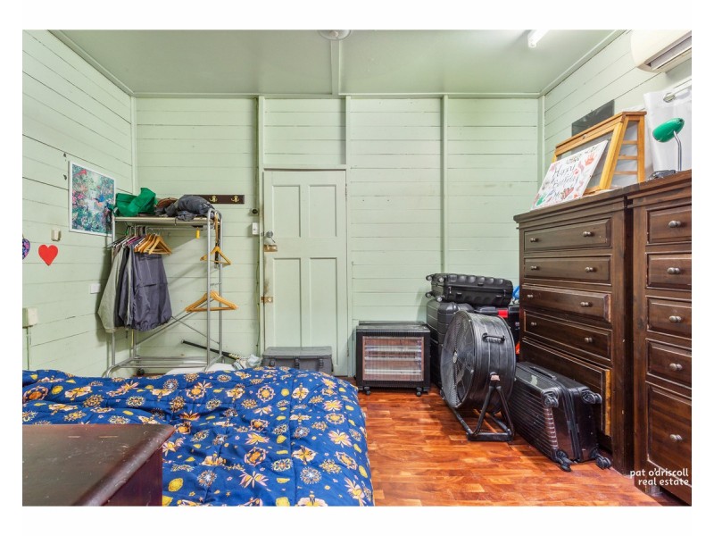 135 Lakes Creek Road, Berserker QLD 4701
