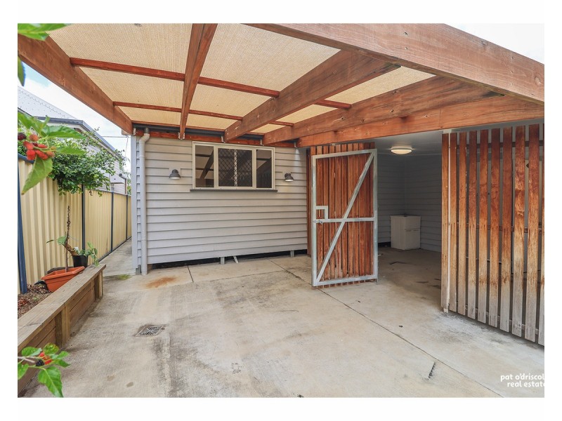 12 Ross Street, Allenstown QLD 4700