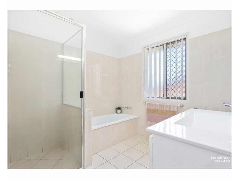 13 Hartwig Street, The Range QLD 4700