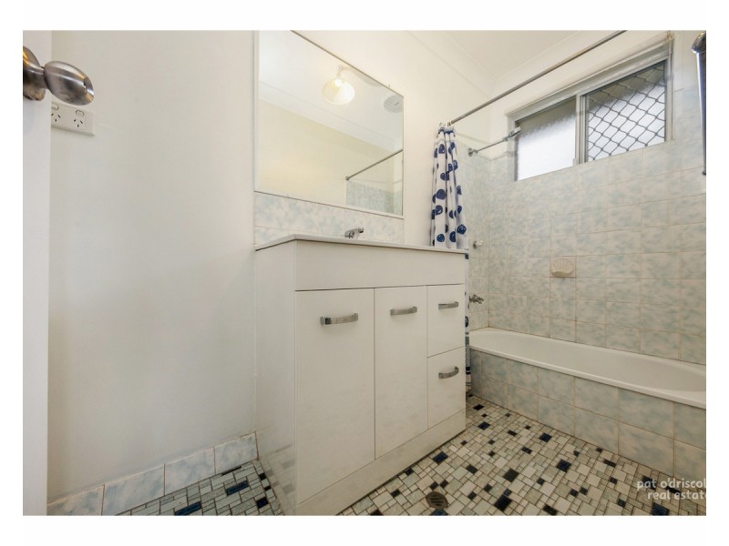 4/48 Denning Street, Park Avenue QLD 4701