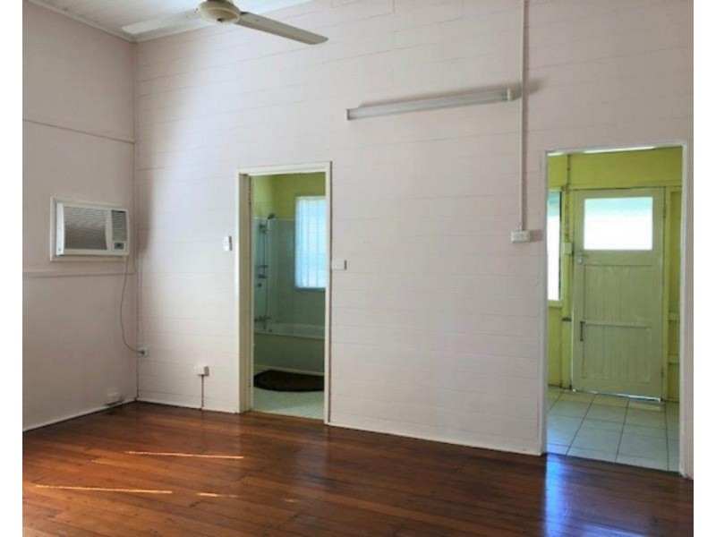 241 East Street, Depot Hill QLD 4700