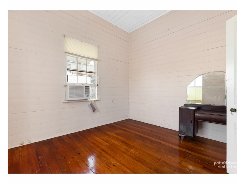 241 East Street, Depot Hill QLD 4700