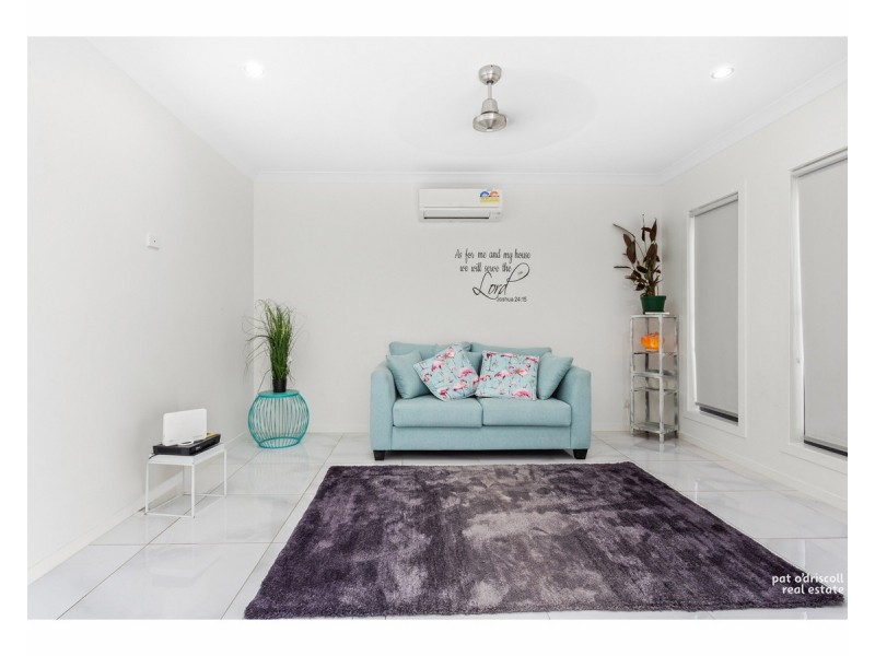 35 Murray Lane, The Range QLD 4700