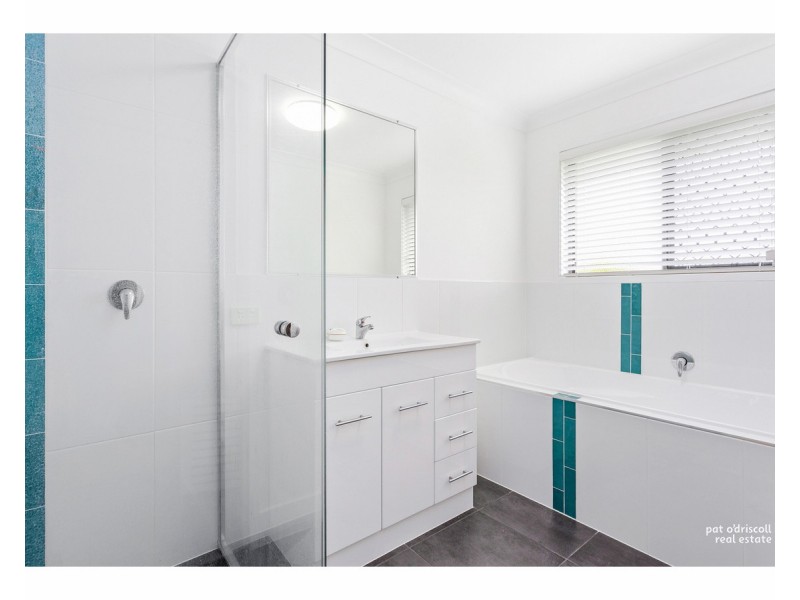 6 Vermont Drive, Parkhurst QLD 4702
