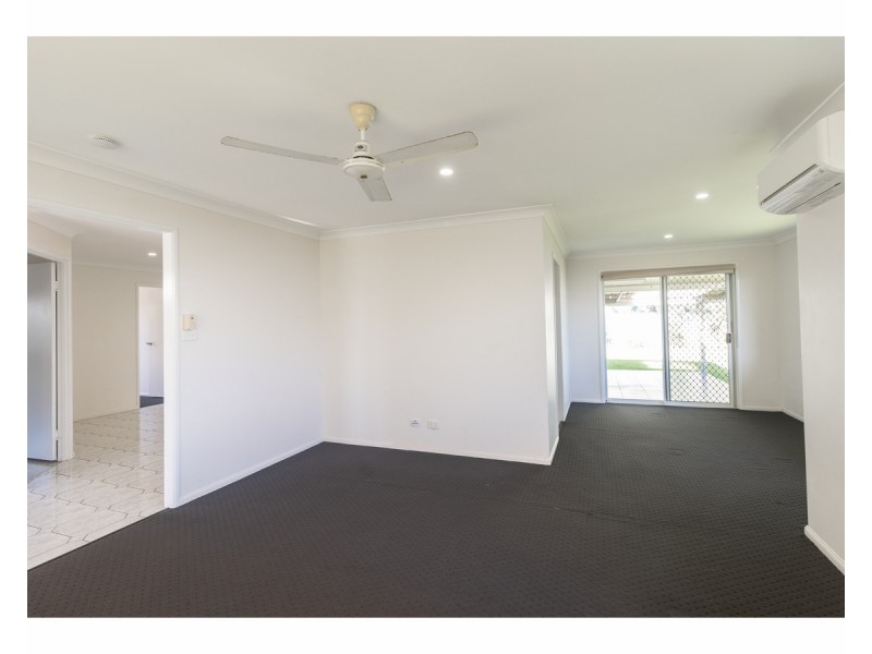 13 Stenlake Avenue, Kawana QLD 4701