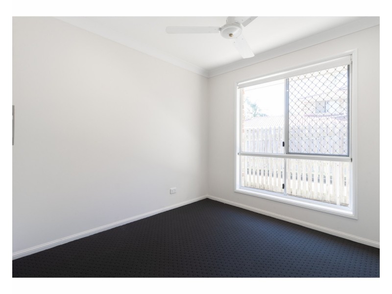 13 Stenlake Avenue, Kawana QLD 4701