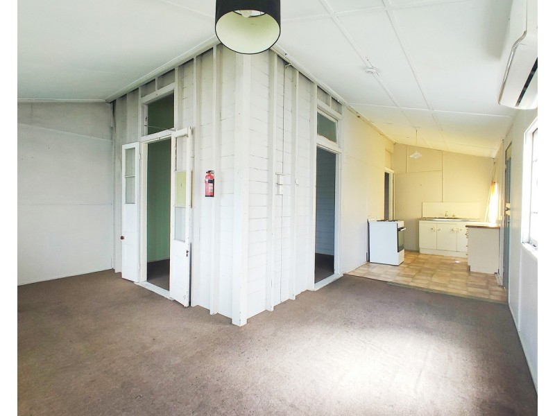 1/120 Denison Street, Rockhampton City QLD 4700