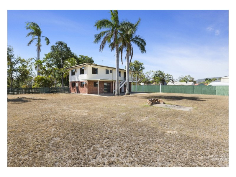 18 Munro Street, Kawana QLD 4701