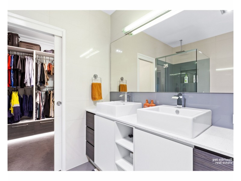 7 Foale Court, Kawana QLD 4701