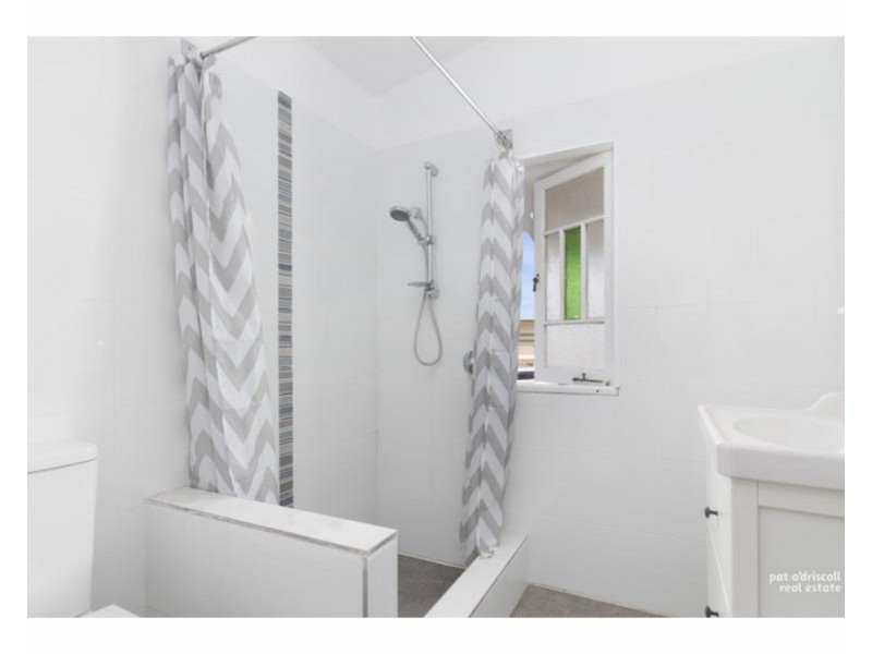13 Edward Street, Berserker QLD 4701