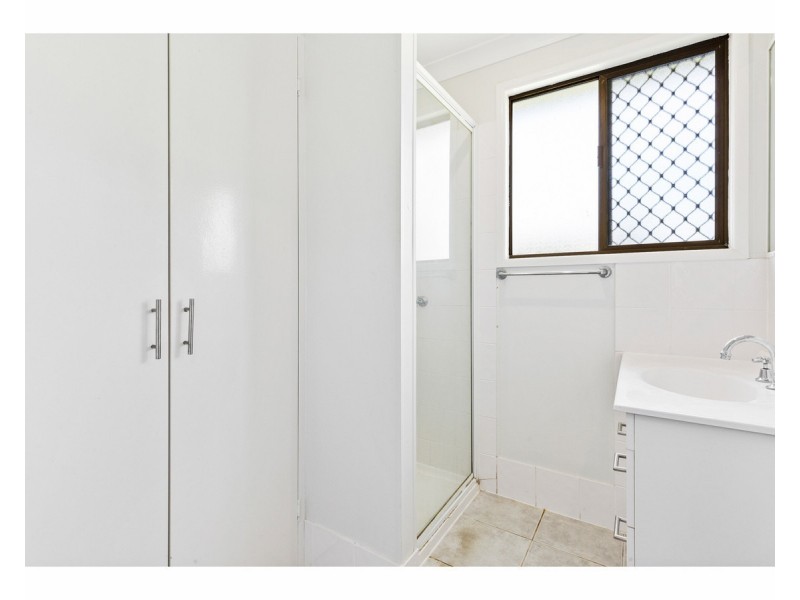 16 Wentworth Terrace, The Range QLD 4700