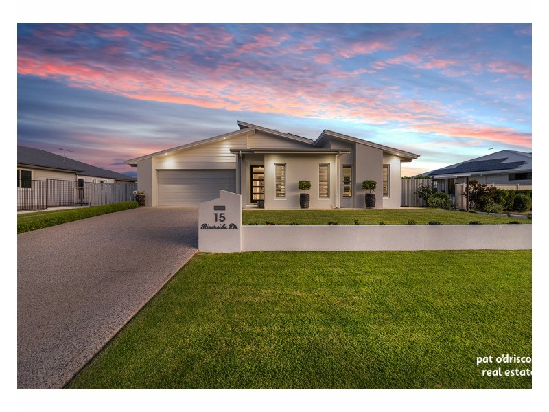 15 Riverside Drive, Parkhurst QLD 4702