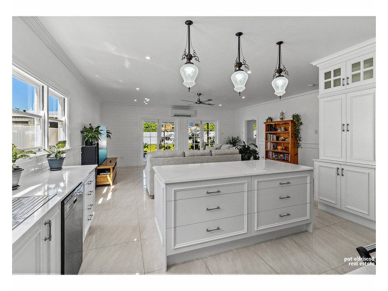 4 Birdwood Street, Wandal QLD 4700