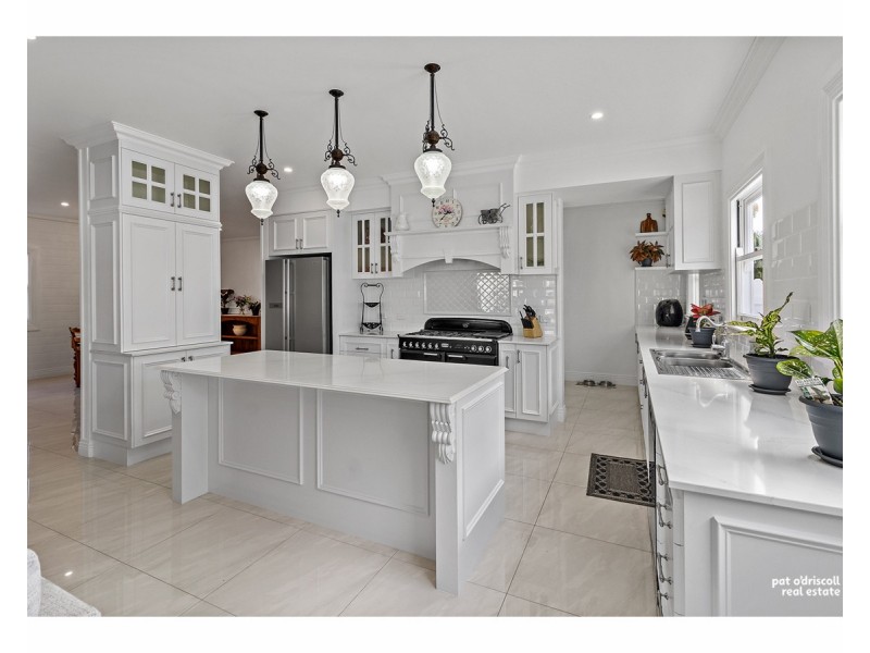 4 Birdwood Street, Wandal QLD 4700