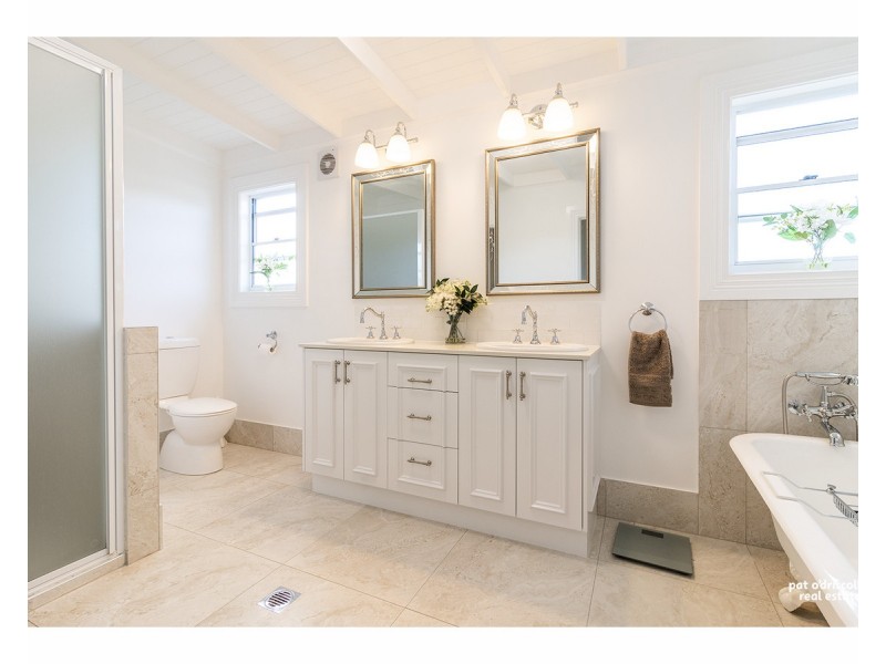 4 Birdwood Street, Wandal QLD 4700