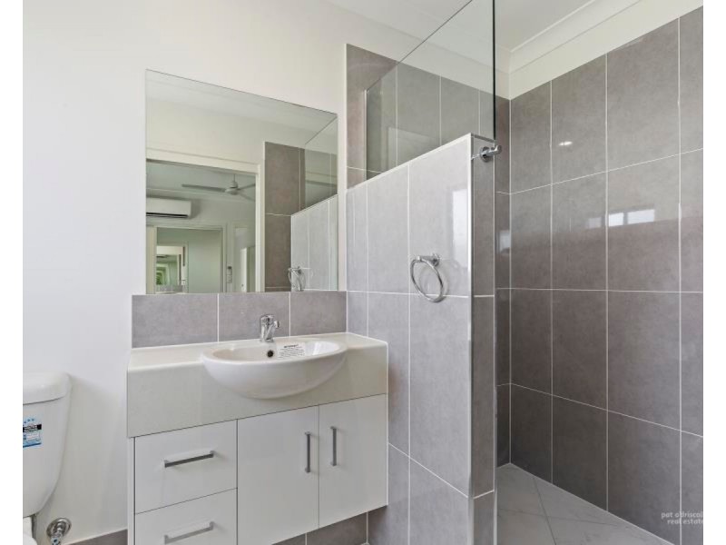 125a Main Street, Park Avenue QLD 4701