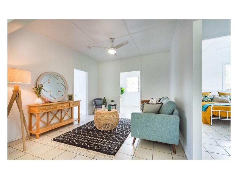 38 Tung Yeen Street, Park Avenue QLD 4701