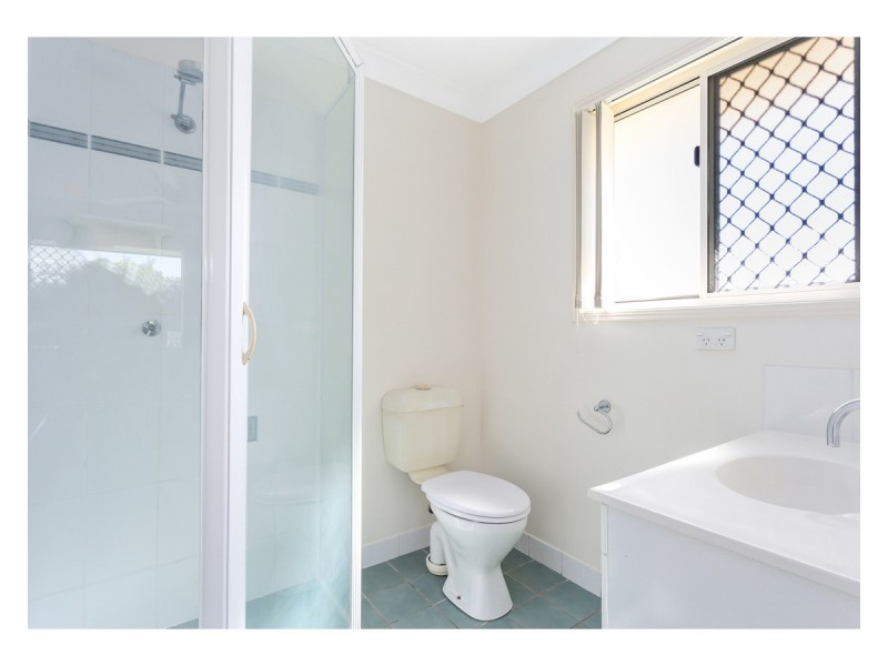 3 Seonaid Place, Gracemere QLD 4702