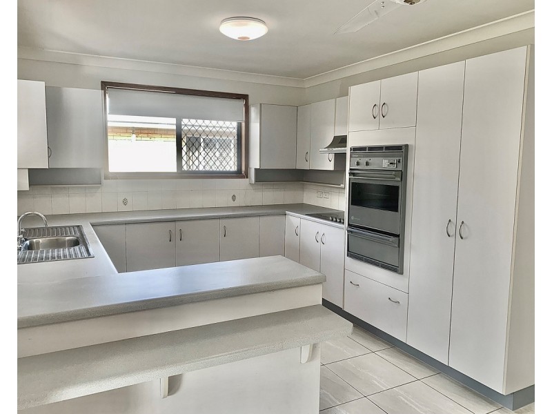 19 Pennycuick Street, The Range QLD 4700