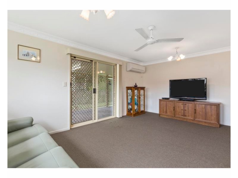 77 Leamington Street, Berserker QLD 4701