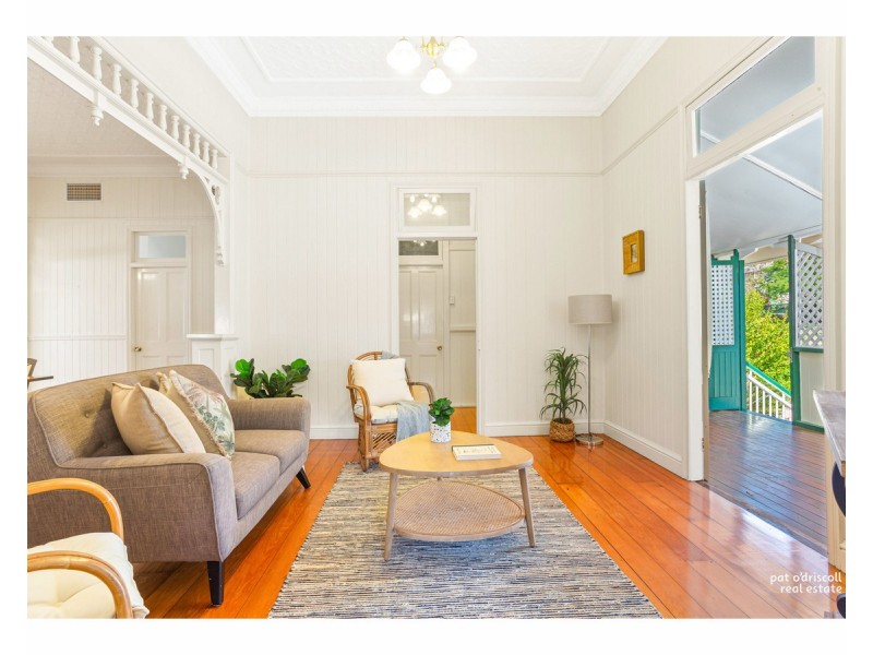 21 Cousins Street, The Range QLD 4700