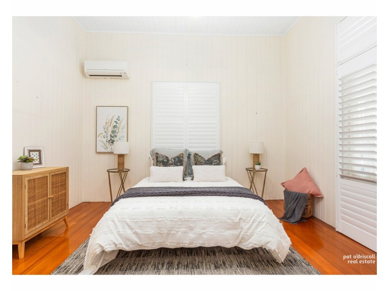 21 Cousins Street, The Range QLD 4700