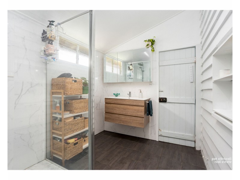 145 Murray Lane, The Range QLD 4700