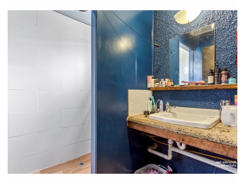 1 & 2/96 Alma Lane, Rockhampton City QLD 4700