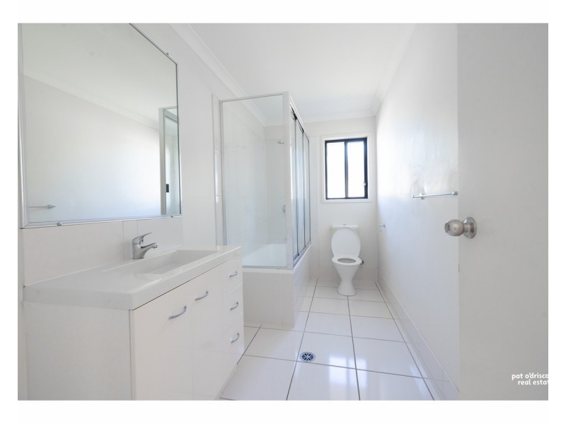 17 Angela Court, Gracemere QLD 4702