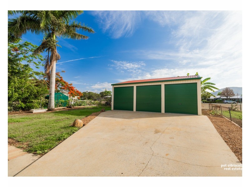 8 Kerr Street, Park Avenue QLD 4701
