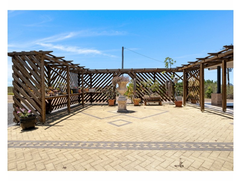 58 Sneddon Road, Limestone Creek QLD 4701