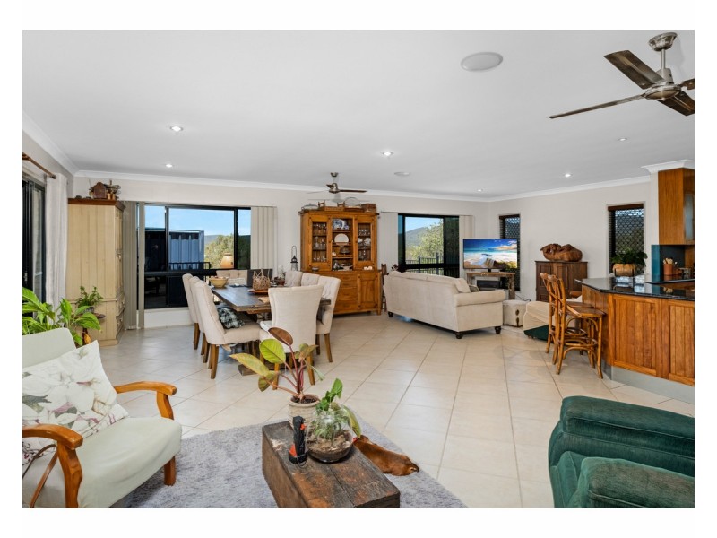 58 Sneddon Road, Limestone Creek QLD 4701