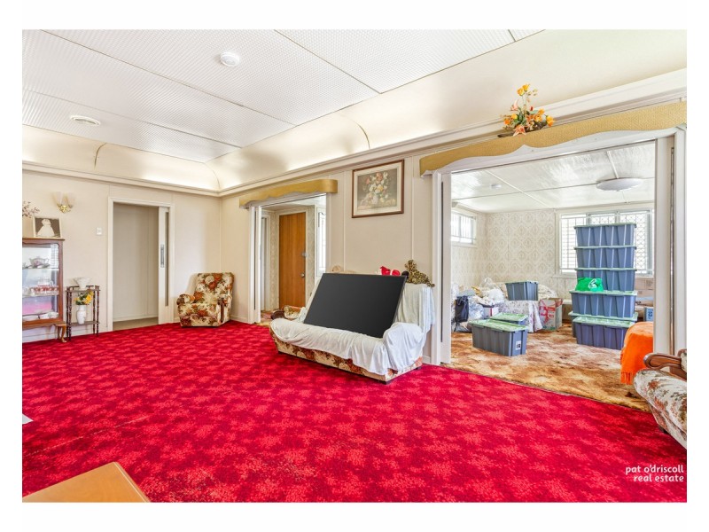 12-14 Davidson Street, Park Avenue QLD 4701