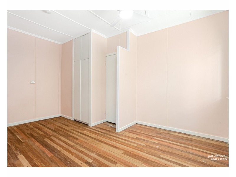 12-14 Davidson Street, Park Avenue QLD 4701