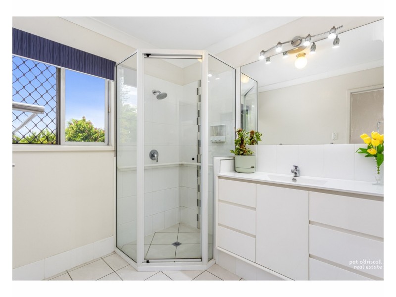 23 Kerr Street, Park Avenue QLD 4701